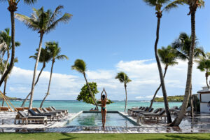 Le Sereno bietet Palmen und Meer