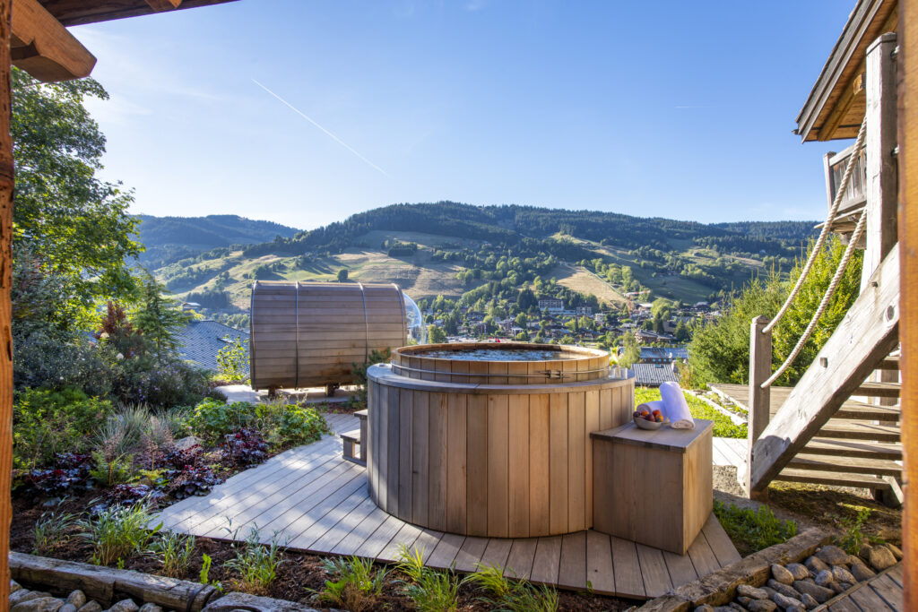 Badefass mit Ausblick - was will man mehr.