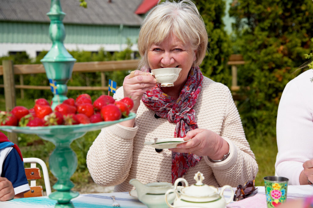 Auch die "Fika", das traditionelle Kaffee trinken, darf beim Mittsommer feiern nicht fehlen.