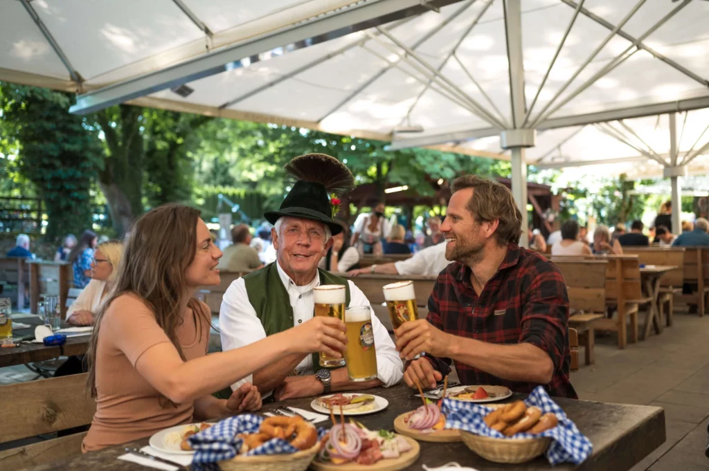 Bei den vielen netten Cafés und köstlichen Restaurants im Bad Aibling fällt die Entscheidung oft nicht leicht.